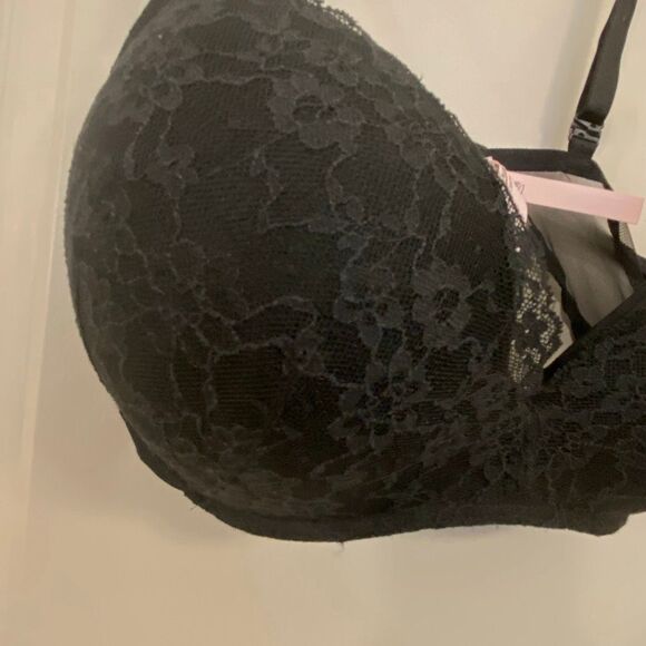 Victoria’s Secret bra padded no wire size 40D - Picture 3 of 9